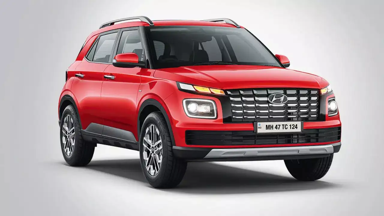 Hyundai Venue Diesel Manual First Drive Review: Efficient and City-Ready