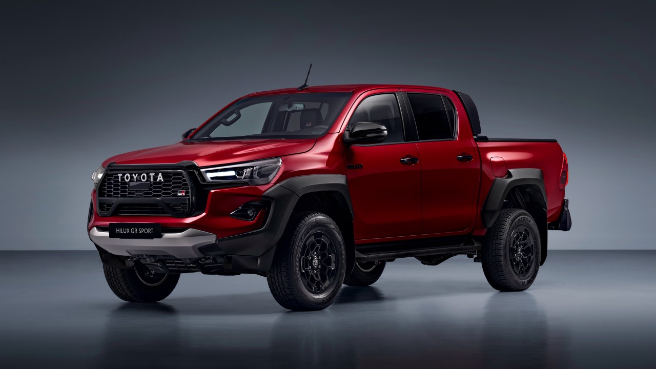 Toyota Hilux Diesel Manual First Drive Review